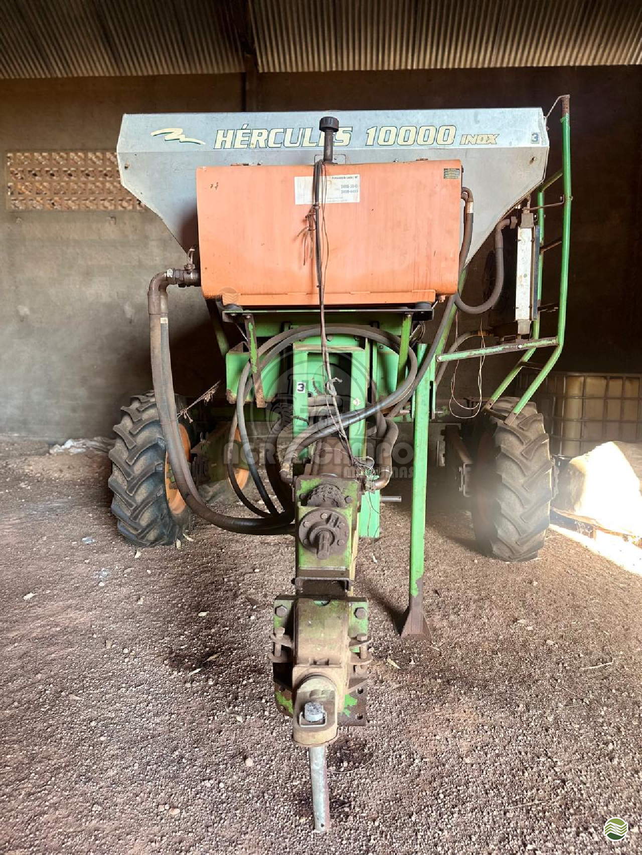 IMPLEMENTOS AGRICOLAS DISTRIBUIDOR DISTRIBUIDOR 12000 Agro Campo Máquinas Agrícolas PRIMAVERA DO LESTE MATO GROSSO MT
